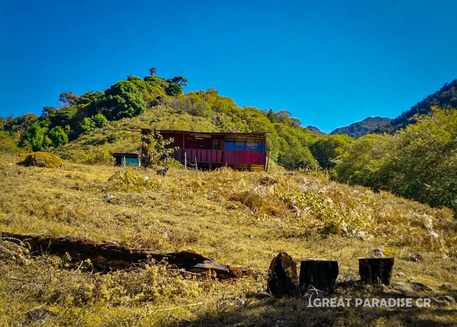 Cabaña sobre terreno de montaña en Finca Las Catalinas